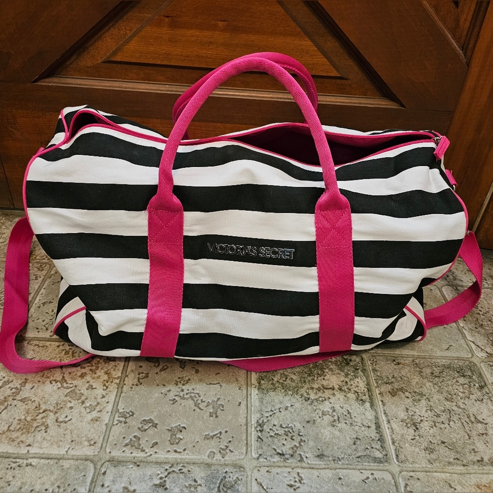 Victoria's Secret Duffel Bag